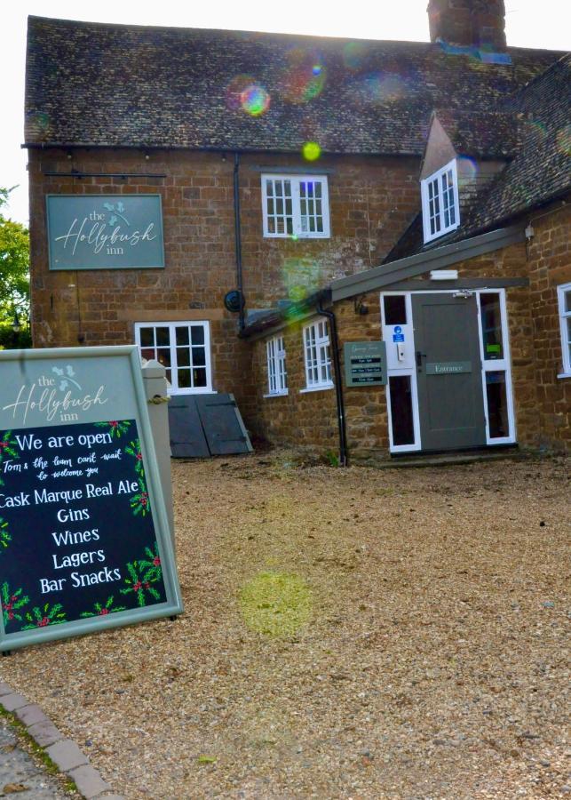 The Hollybush Inn And B&B Priors Marston Exterior foto